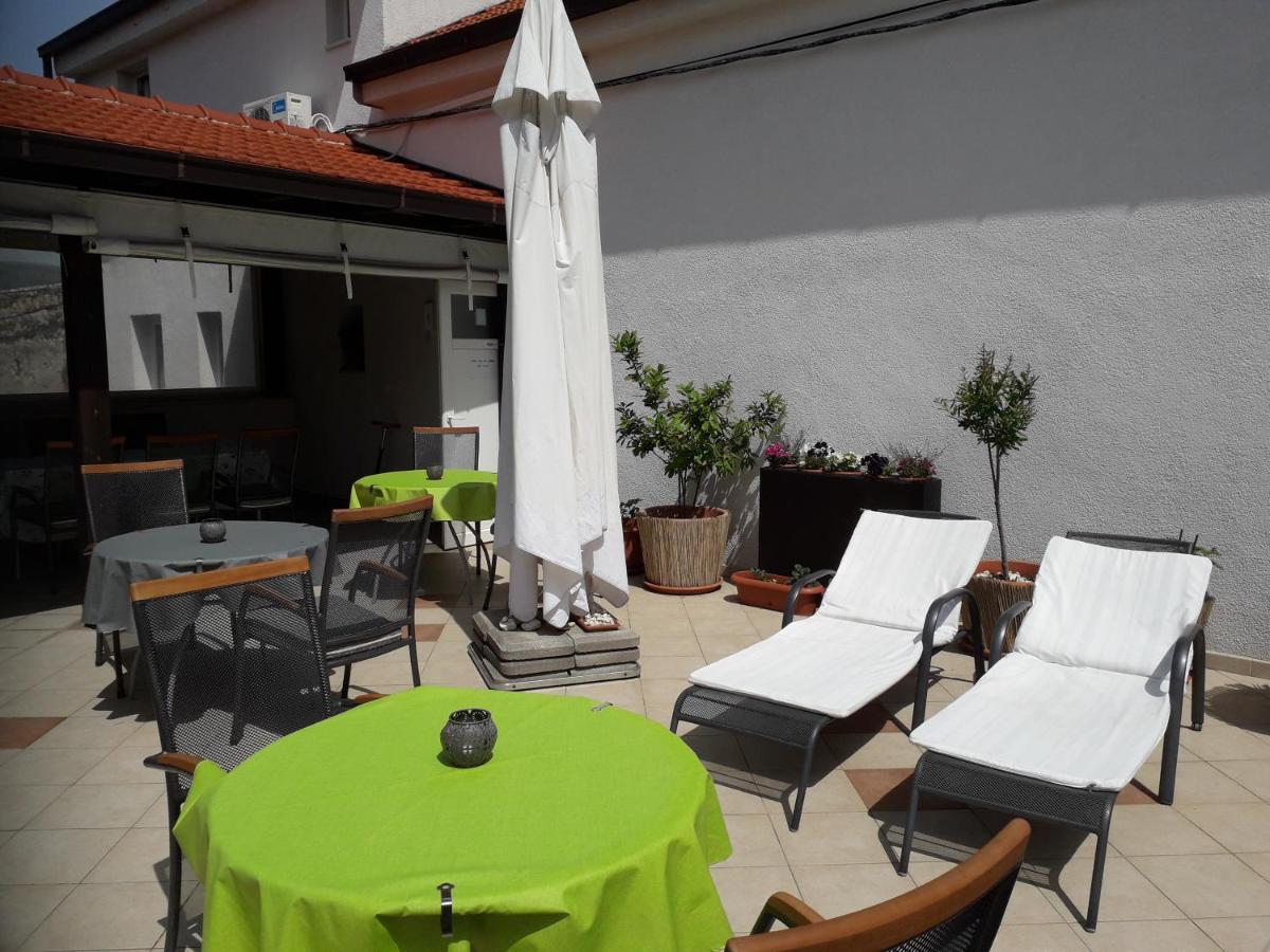 Guest House Klaudija Trogir Exterior foto