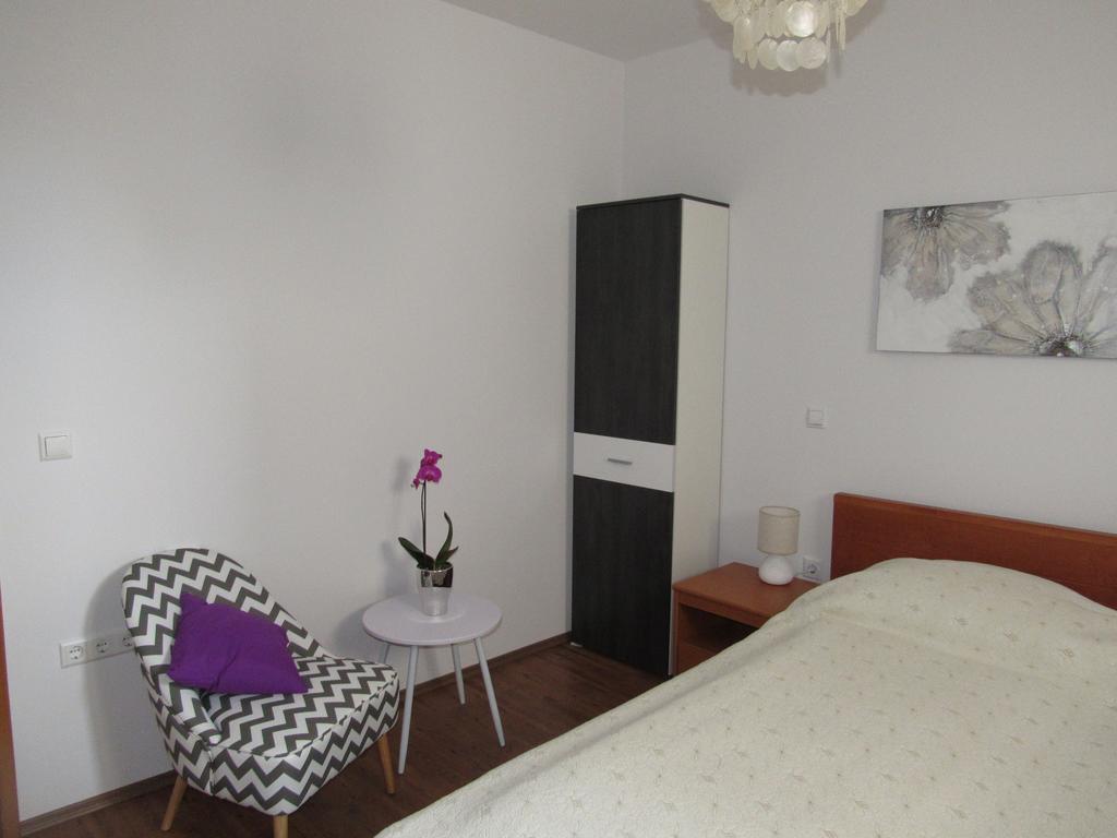 Guest House Klaudija Trogir Exterior foto